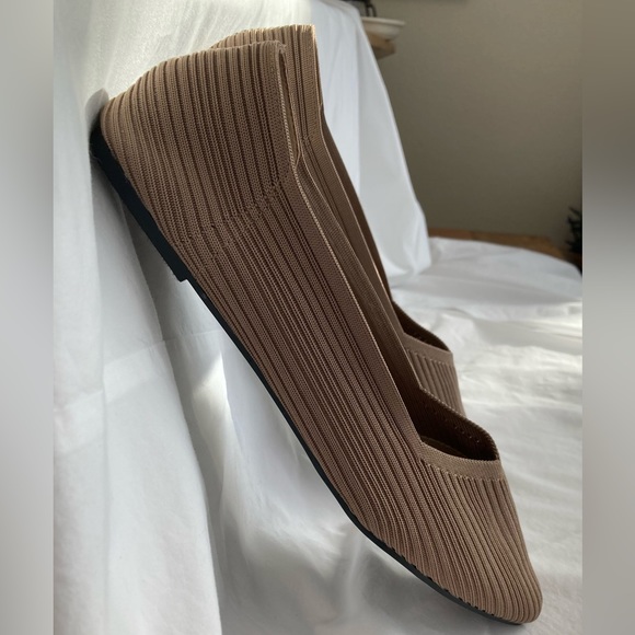 Mia Ballerina Flats size 9.5M never been worn - Picture 2 of 7